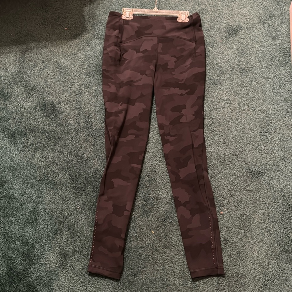 Lululemon camo leggings Size 8